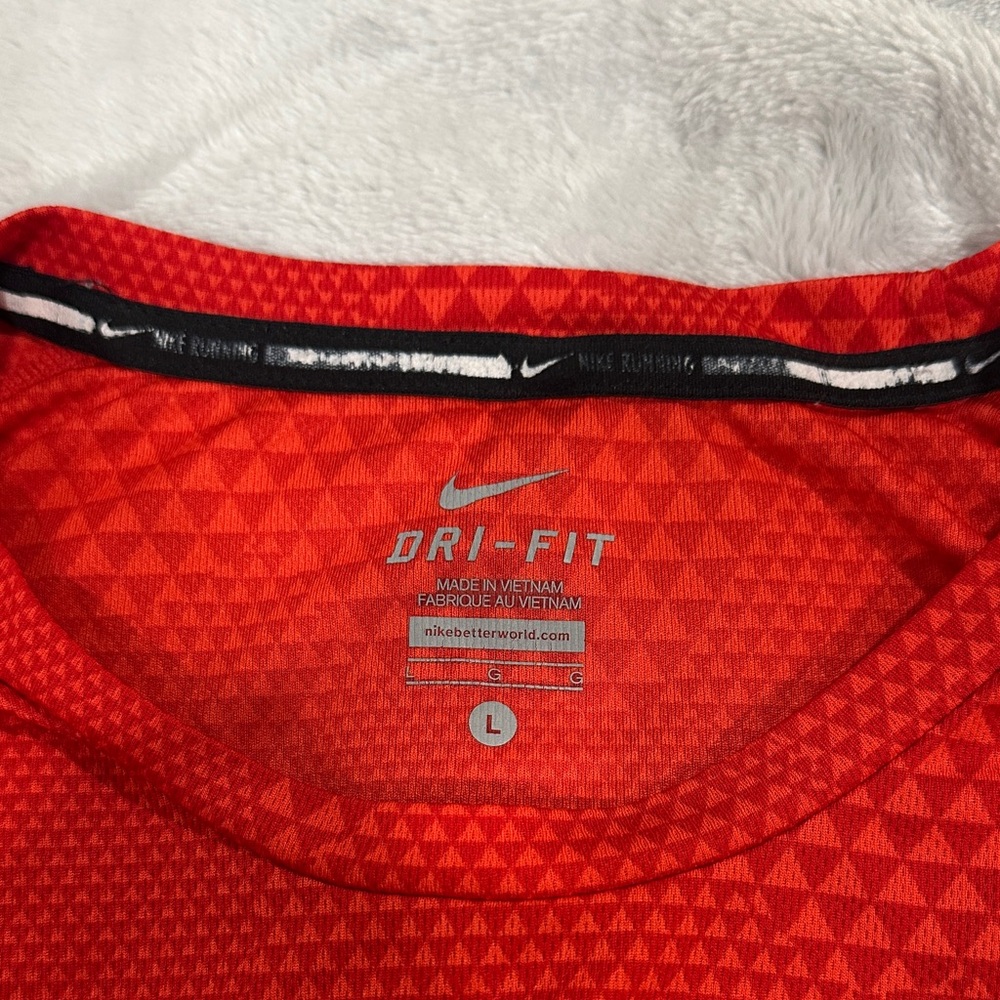 Nike Red Performance Tee - Picture 2 of 3